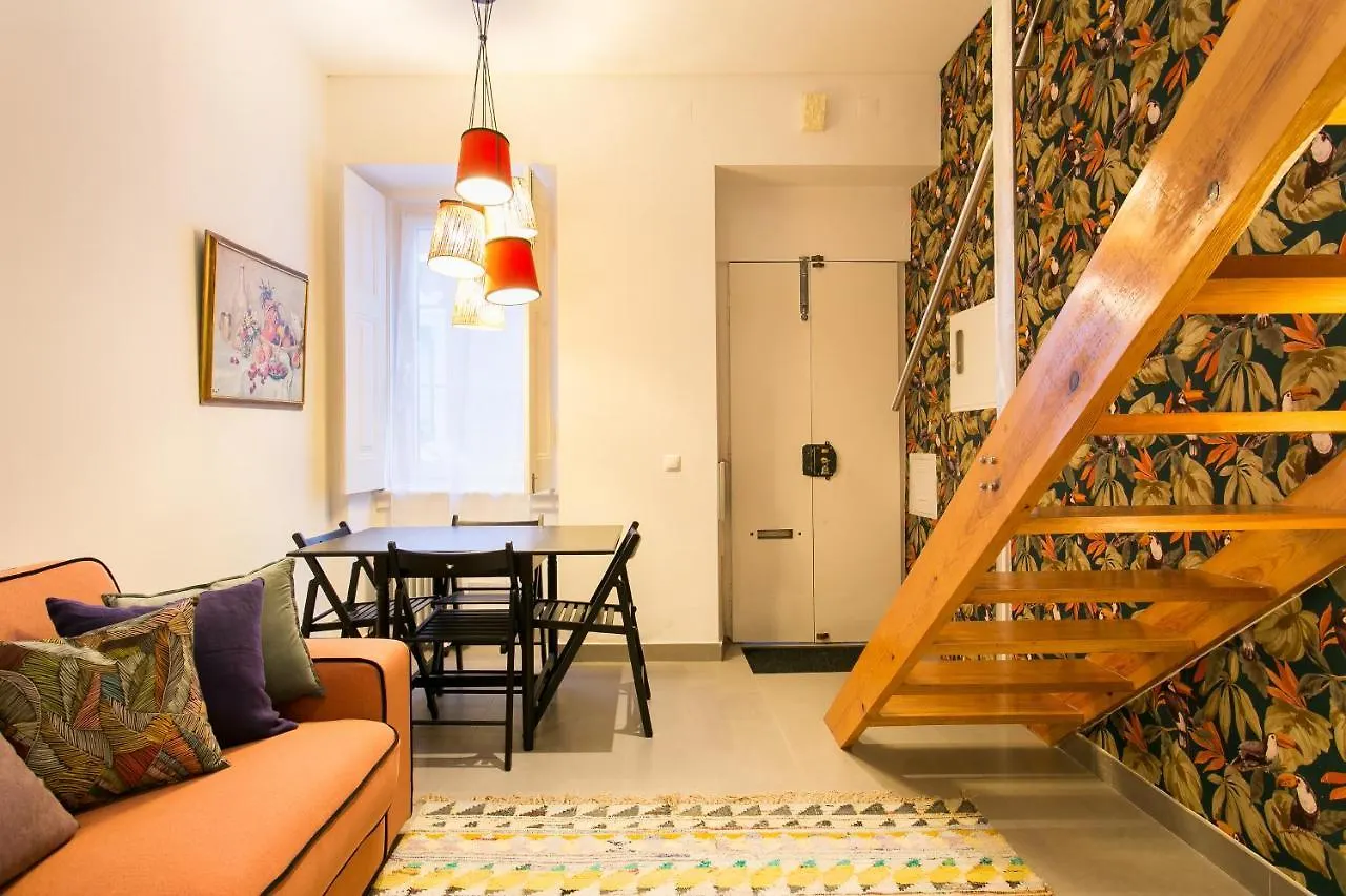Appartamento Beautiful House With Patio In Lisbon Heart! 0*,  Portogallo